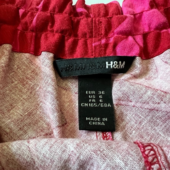 H&M Red & Pink Geometeric Pattern Swing Skirt Size 6 - Picture 9 of 11